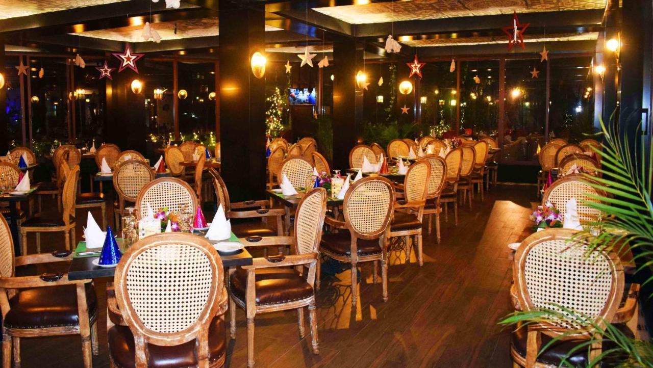 Thilanka Hotel Kandy Exterior foto